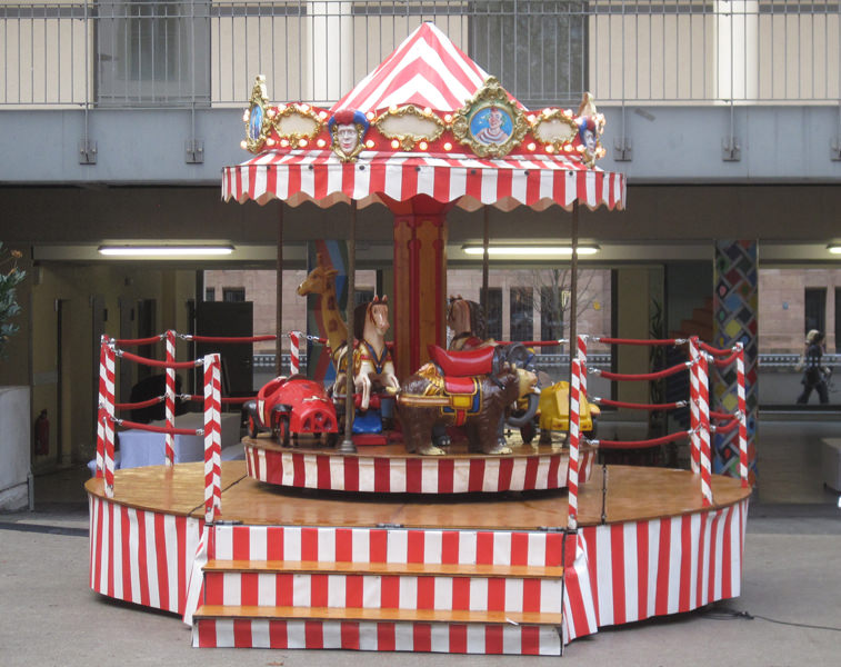Podiumkarussell – Ansicht 8