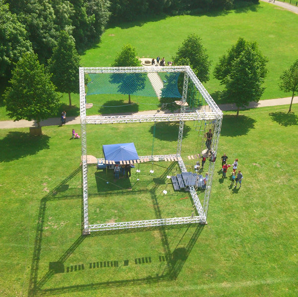 Climbing Cube – view 2