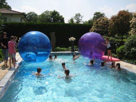 Water Walk with 4 Balls – view 9