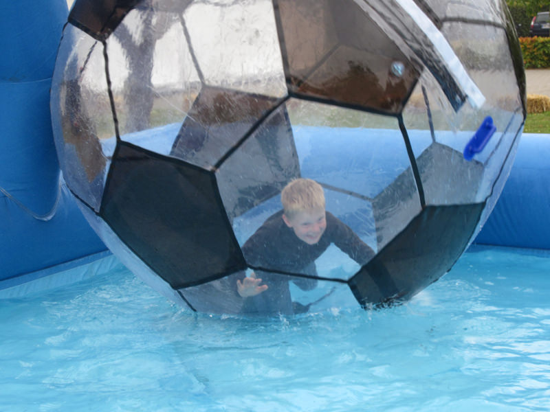 Water Walk Soccer – view 5