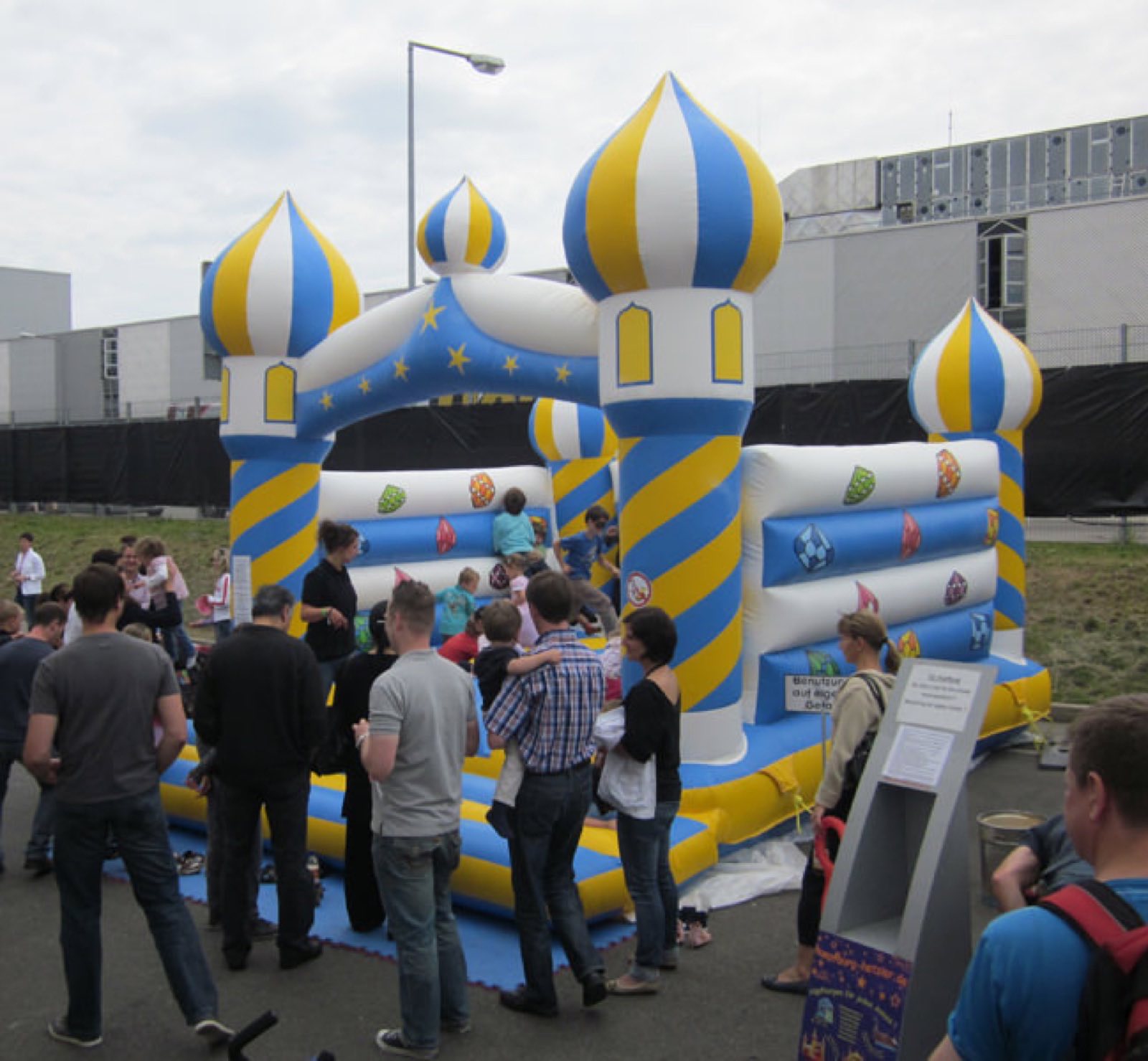 Hüpfburg Aladin – Ansicht 3