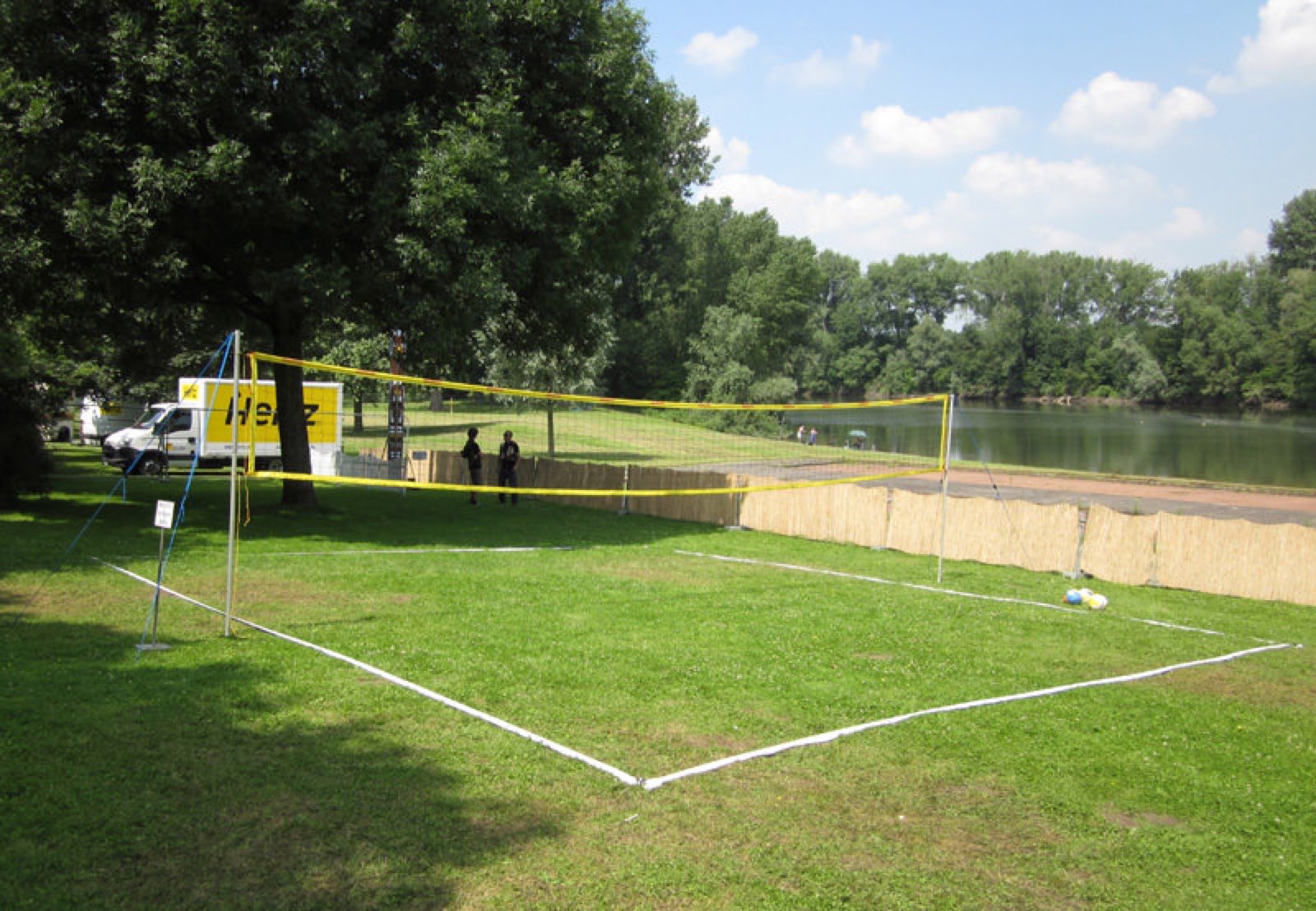 Rasen Volleyball – Ansicht 3