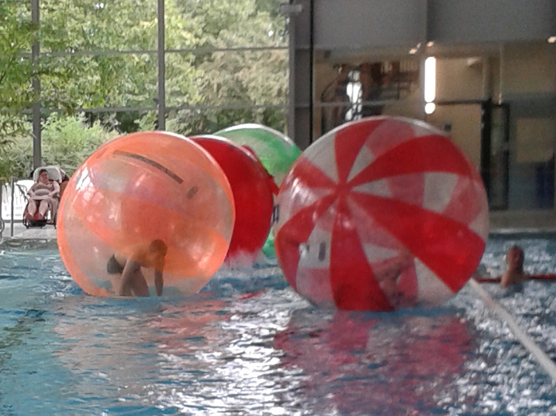 Water Walk mit 2 Bällen – Ansicht 6