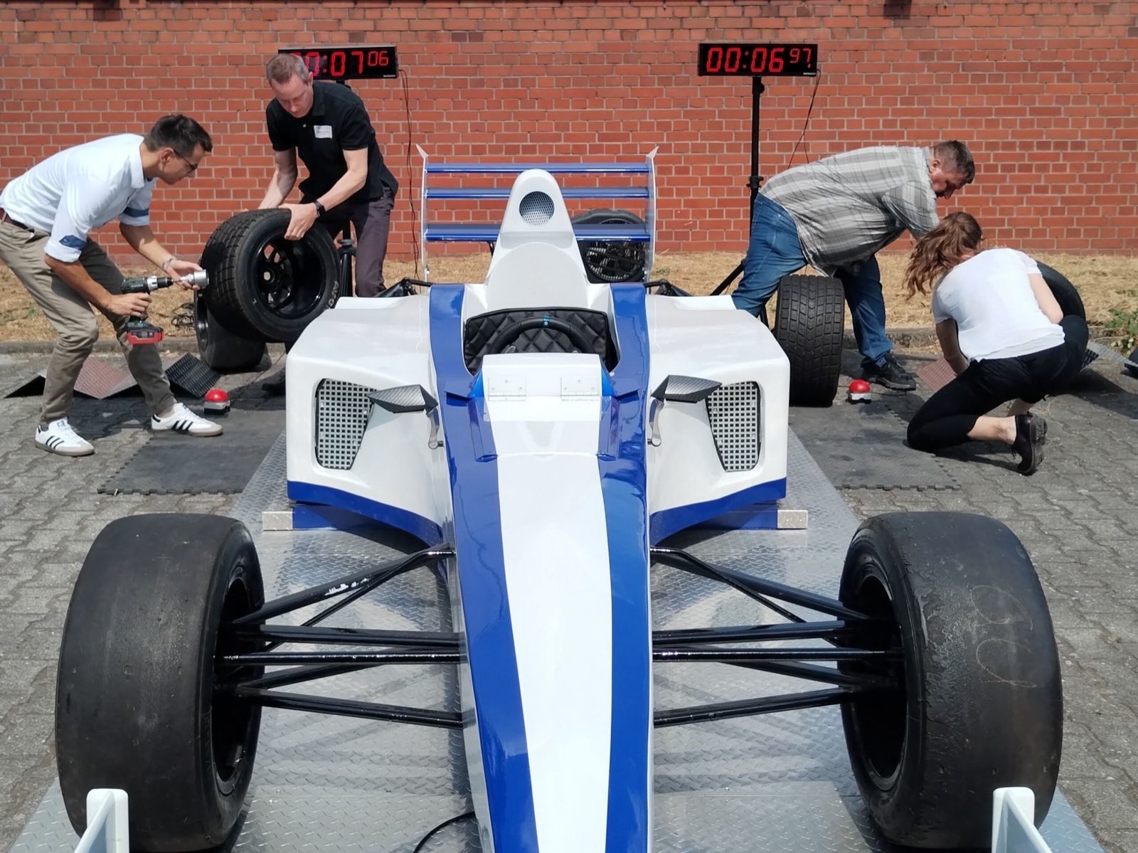 Boxenstopp Formel 1 – Ansicht 2