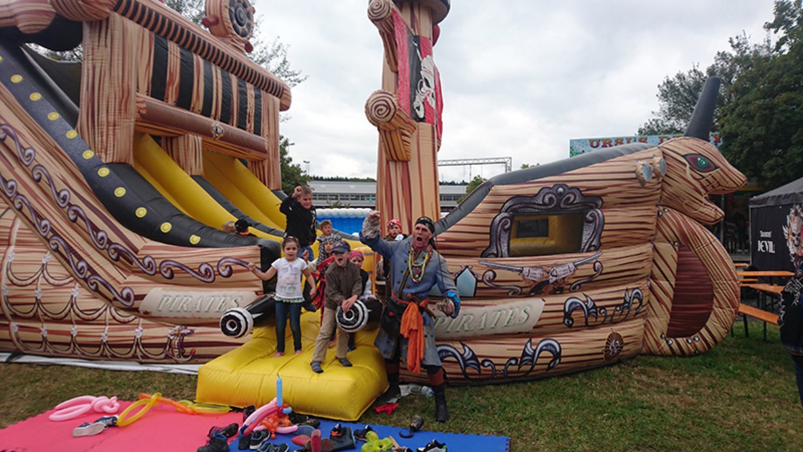 Piratenschiff Maxi – Ansicht 2