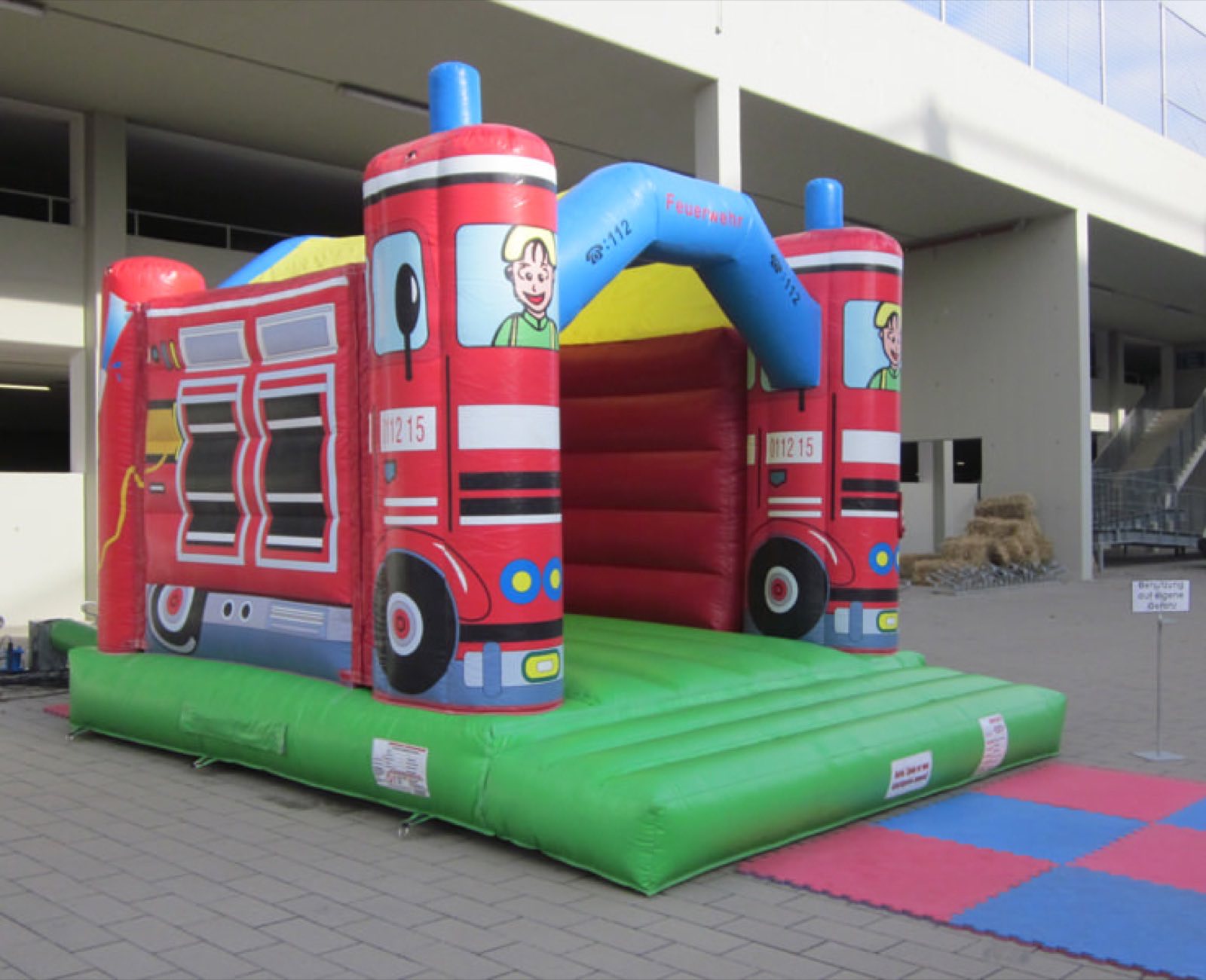 Hüpfburg Feuerwehr – Ansicht 3