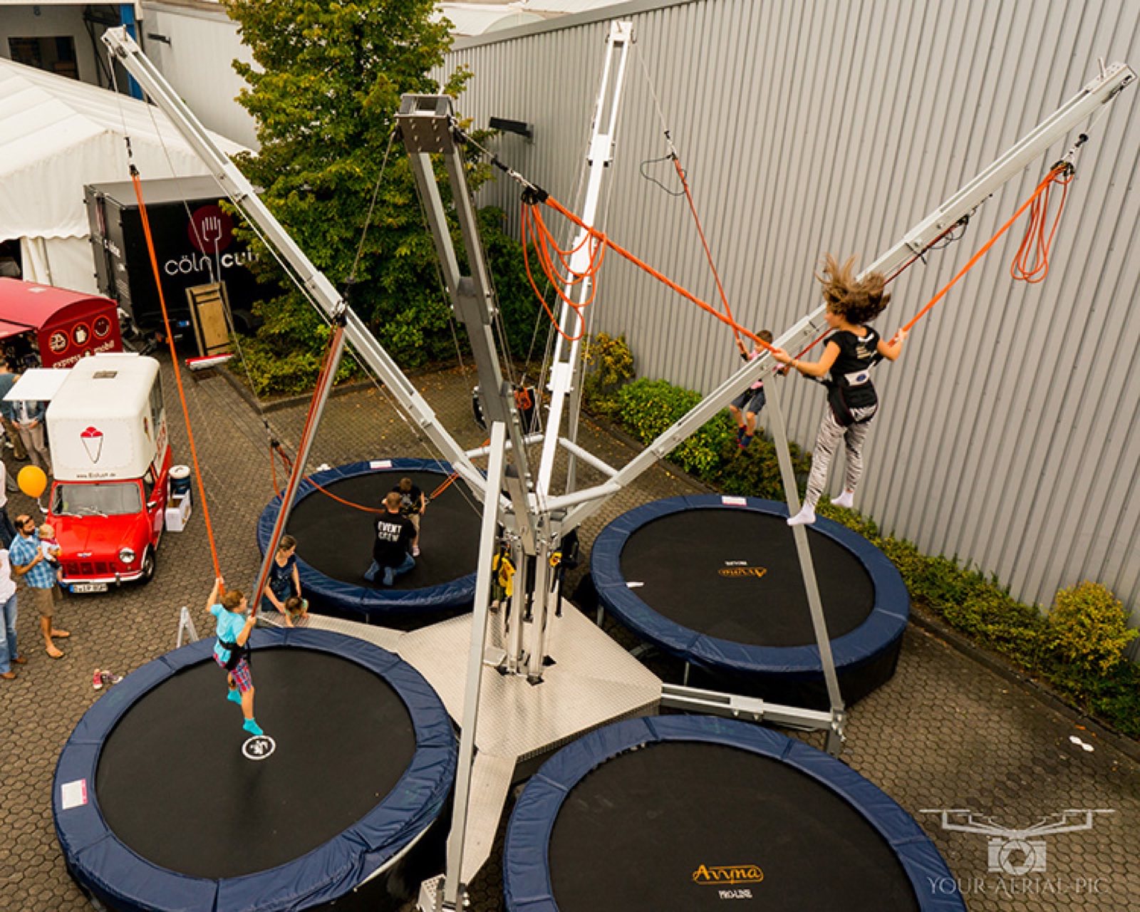 Quarter Jump Bungee Trampolin – Ansicht 2