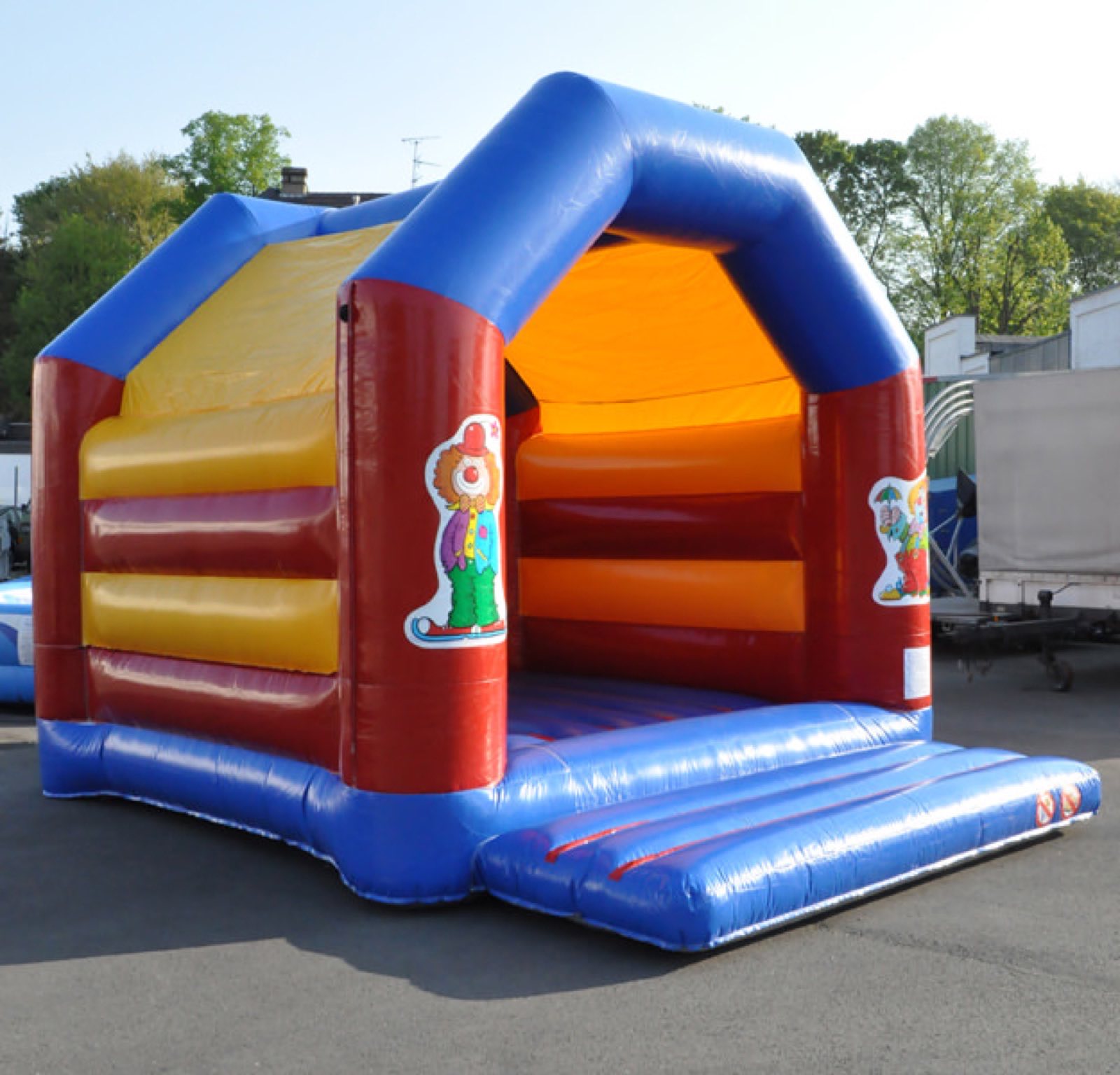 Hüpfburg Standard 5 x 6m – Ansicht 2