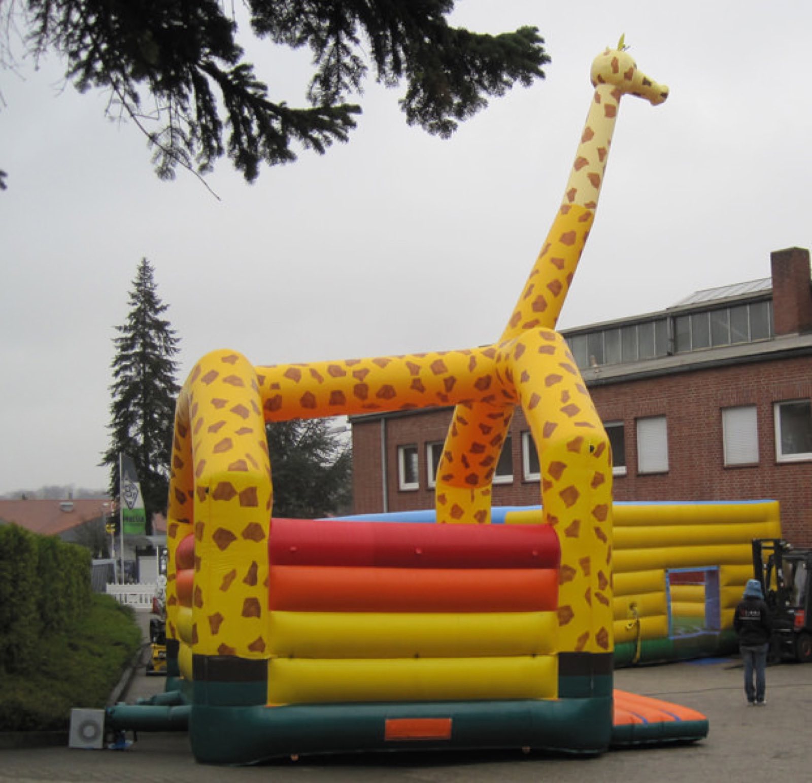 Hüpfburg Giraffe – Ansicht 3