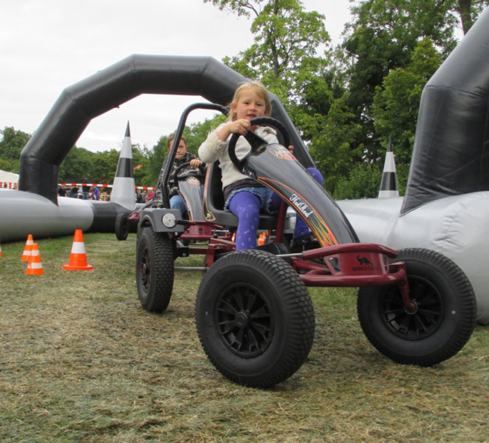 Tretkart Bahn – Ansicht 2