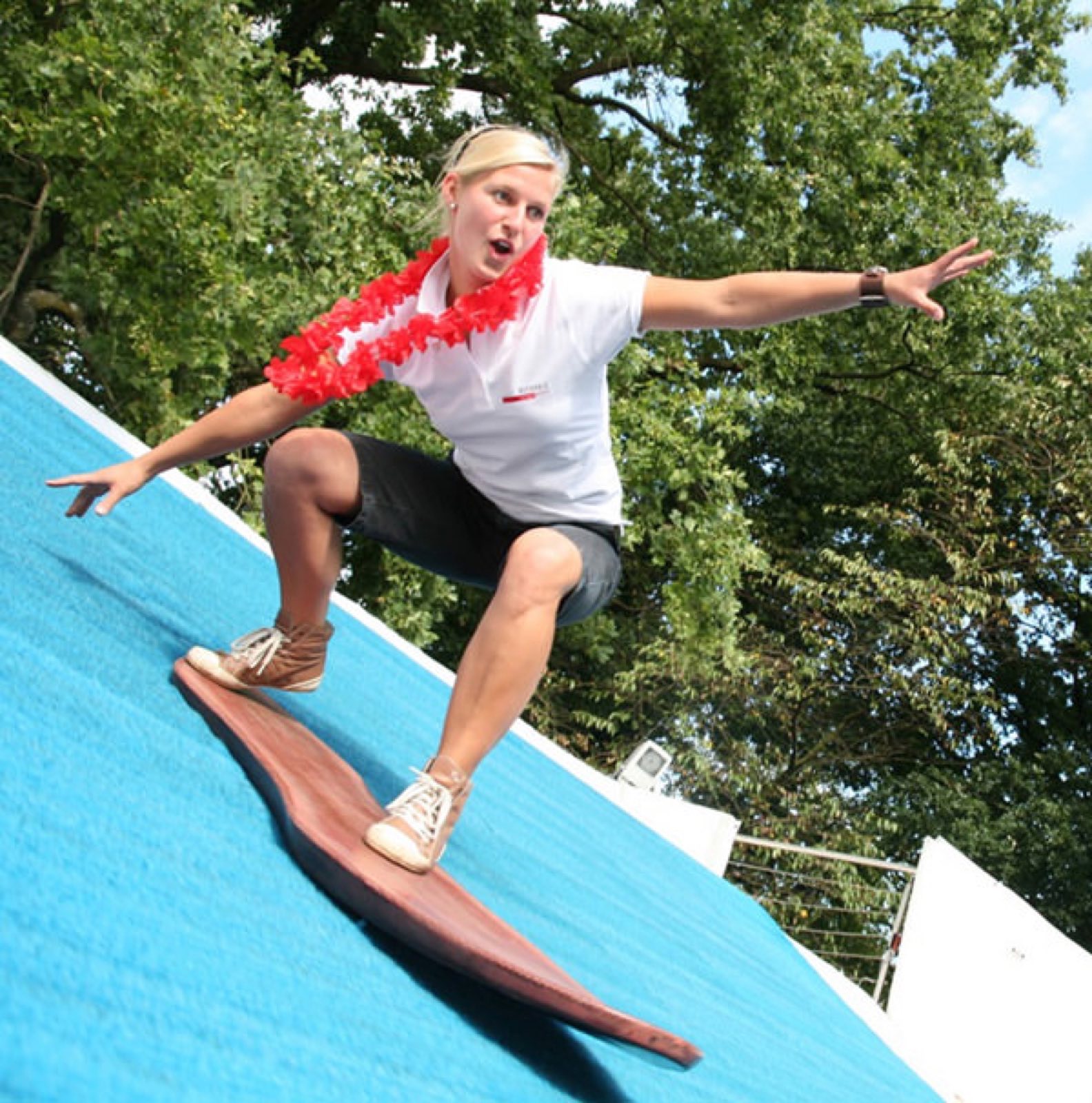 Endless Surfer – view 4
