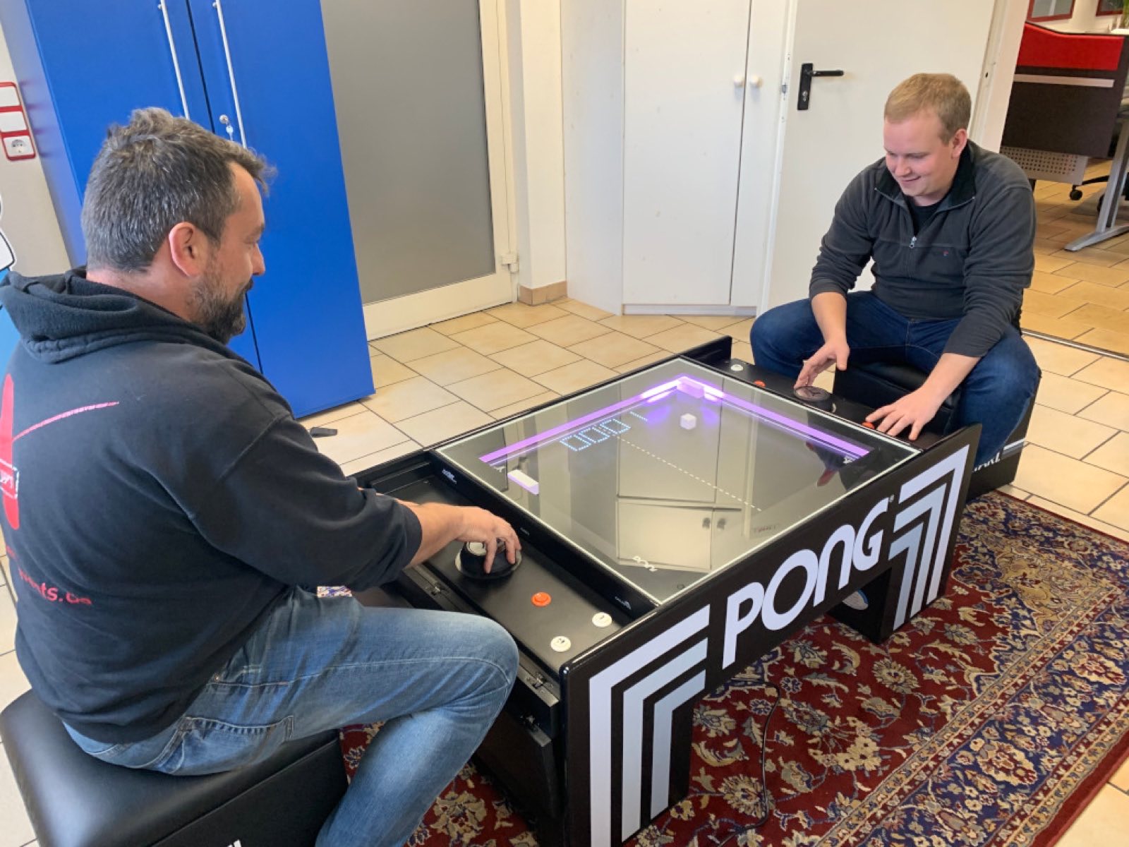 Atari PONG Retro-Spieltisch – Ansicht 3