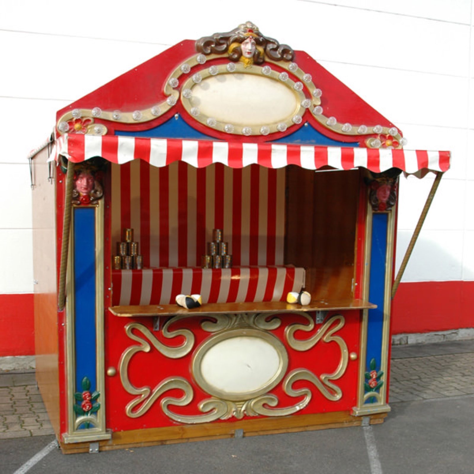 Nostalgie-Spielbude