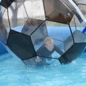 aqua-zorbing-mieten-03