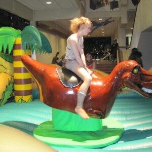 Dino-Bull-Riding-mieten