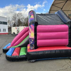 Seitenansicht der Disco-Hüpfburg Seitenansicht der Disco-Hüpfburg