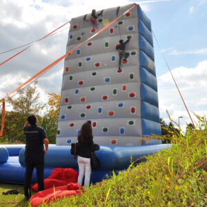 Riesenkletterwand Mieten