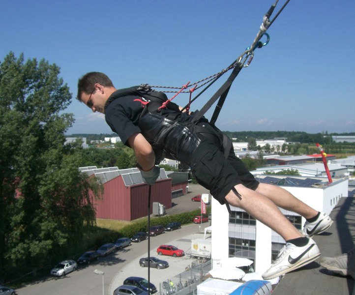 House Running mieten Abseiling Sky Running Events