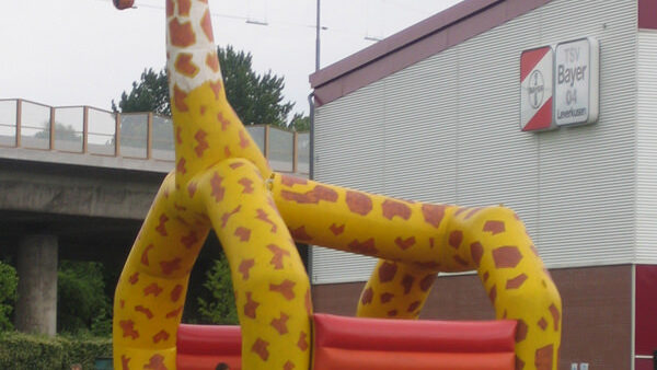 Hüpfburg Giraffe mieten