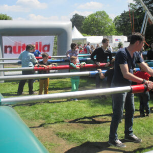 Human Kicker mit Branding mieten