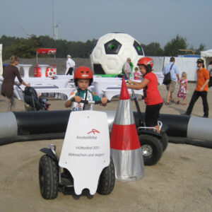 Segway mit Frontwerbeschild mieten