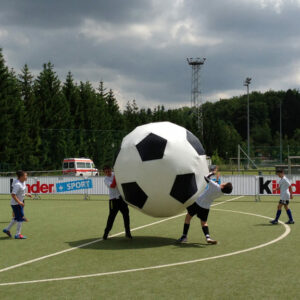 2 Meter XXL Fusball mieten